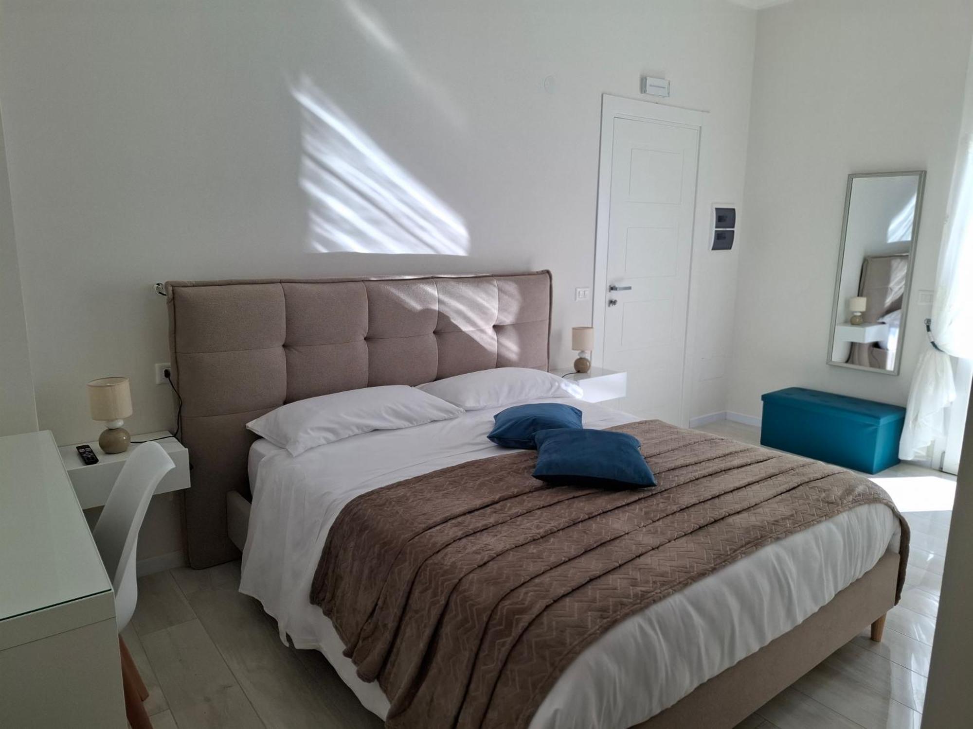 Mariam Royal Apartment & Rooms Reggio Calabria Exterior foto